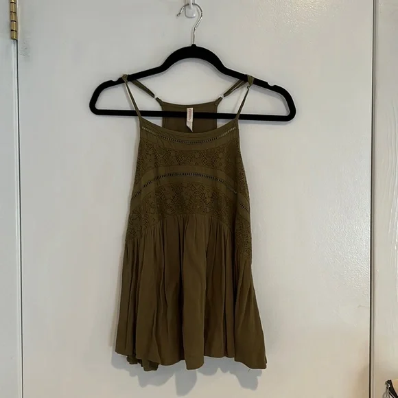 Xhilaration- Sage green tank top - Picture 1 of 2